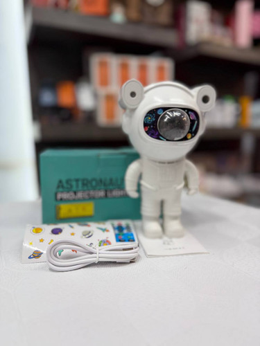 چراغ خواب و پروژکتور فضانوردی طرح خرس مدل Astronaut Projector Light