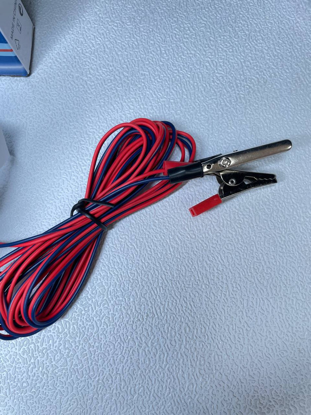پروژکتور LED ۱۲ ولت ۵۰ وات CAICAI (سیار گیرهدار مخصوص خودرو و کمپینگ)